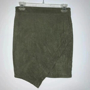 Love Culture Green Asymmetrical Mini Skirt​​